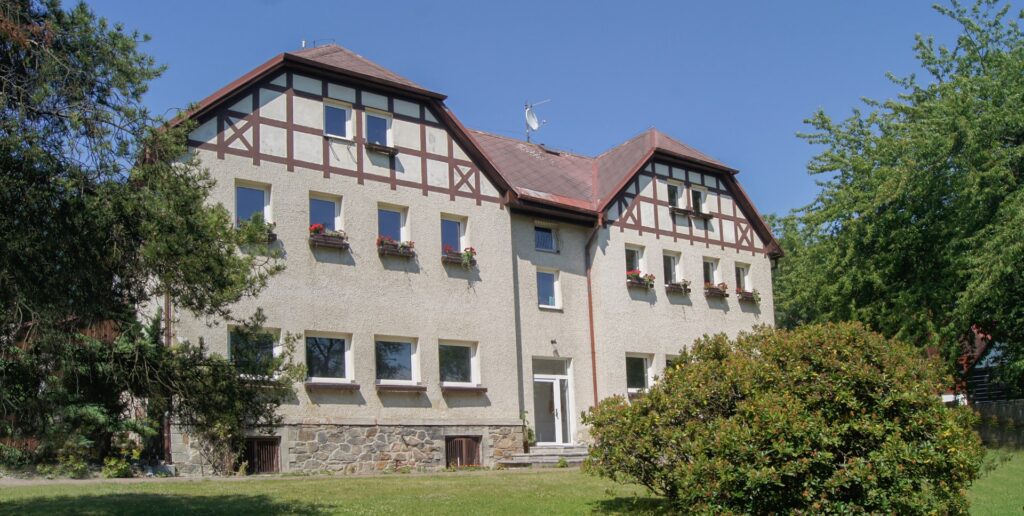 dvojdům se zahradou